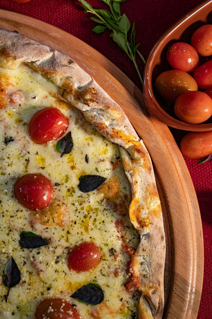 Pizza végétarienne au légumes frais